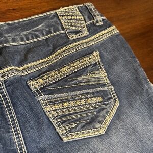 Maurices Jeans 7/8 Bootcut Blue Embroidered Pockets Stretch Mid Rise Y2K